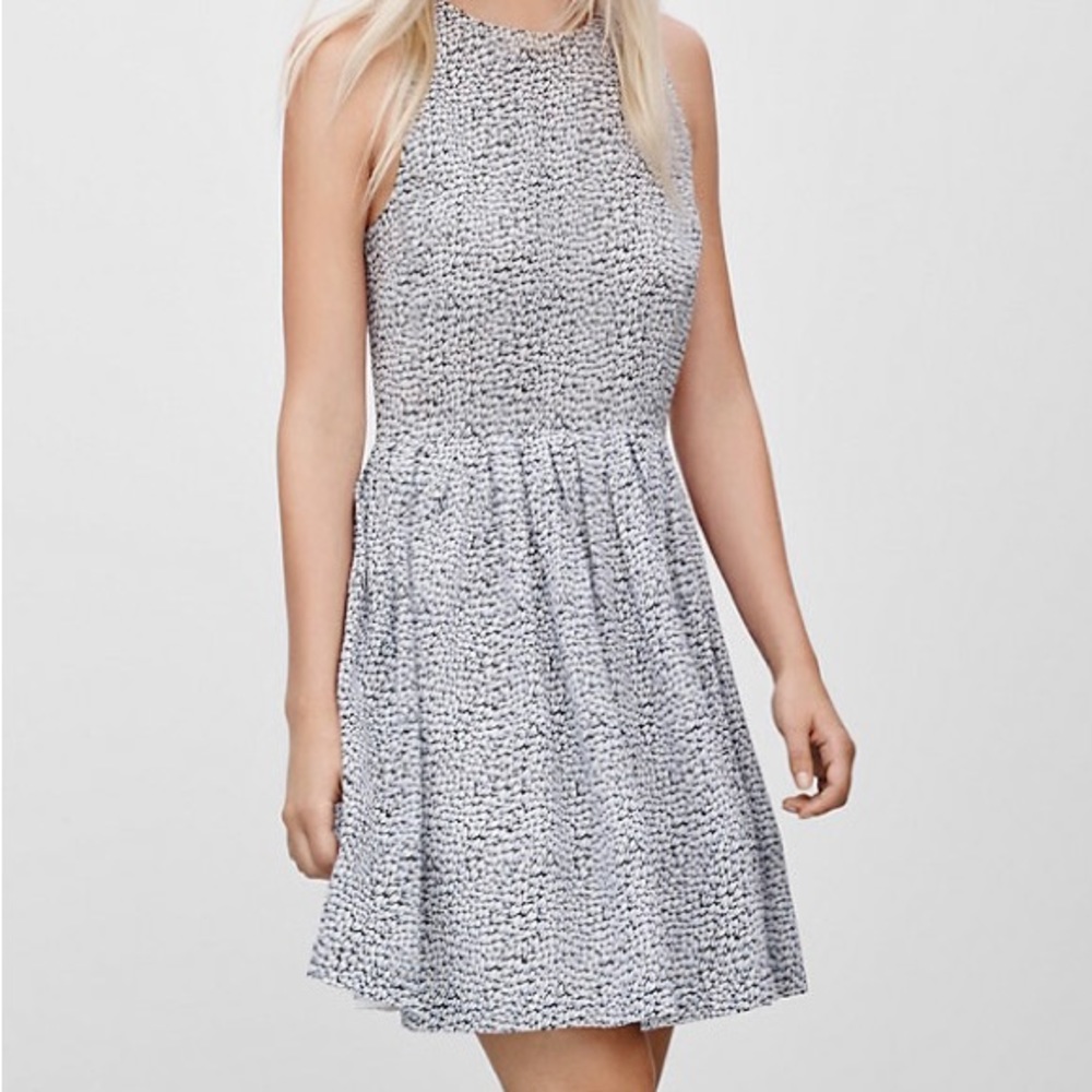 Aritzia Babaton Gerrard Leaf Print Size 2 New